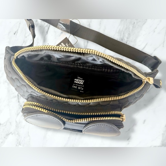 🖤 Disney Mickey Mouse Belt Bag / Fanny Pack – NWT 🖤 - Picture 4 of 12